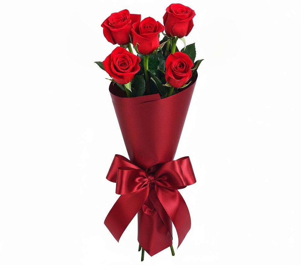 Букет 5 Красных роз Эдлесс Лав в Светлом