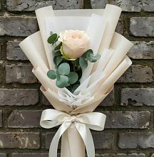 Букет цветов из:  Розы в Светлом