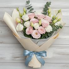 Букет цветов из:  Лизиантусы #REPLACE_PRED# Светлом