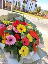 Букет цветов из:  Герберы #REPLACE_PRED# Светлом