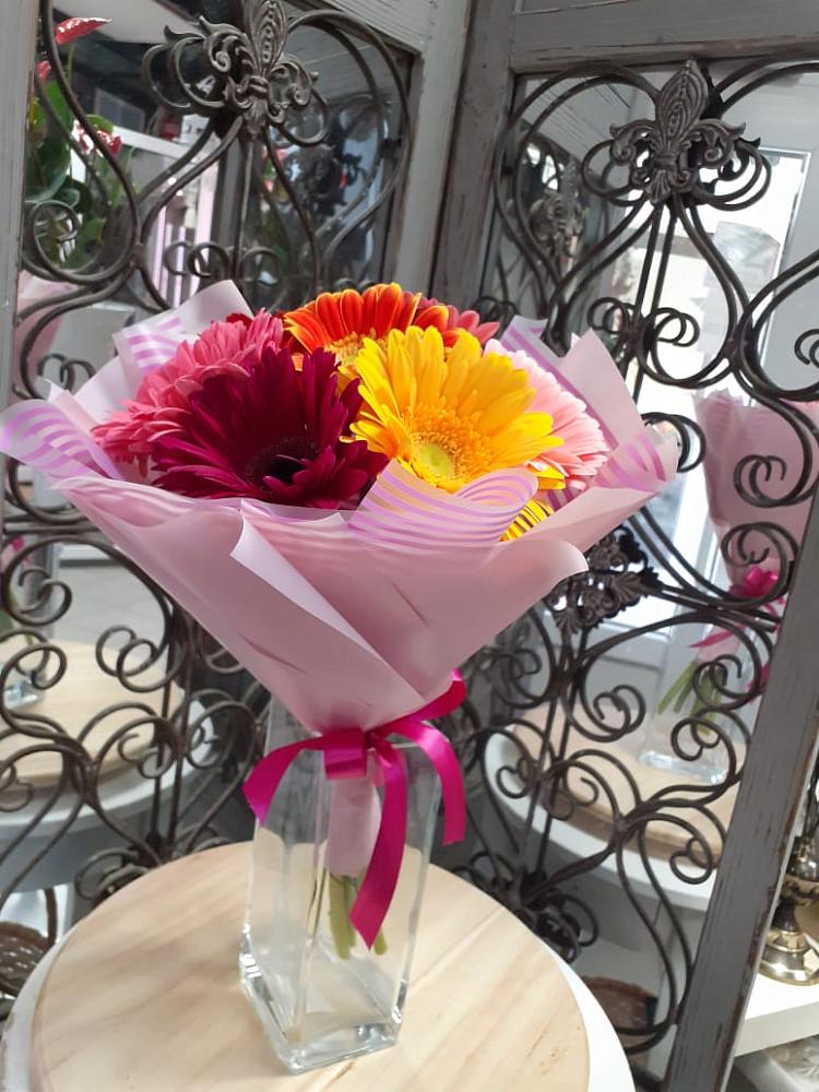 Букет цветов из: Герберы в Светлом