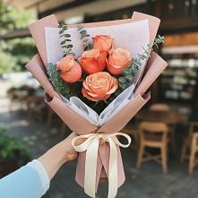 Букет цветов из:  Розы в Светлом