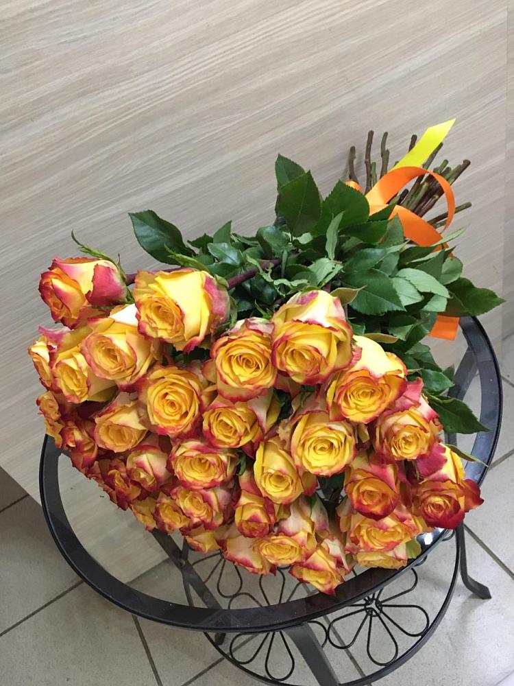 Букет Желтые розы в Светлом