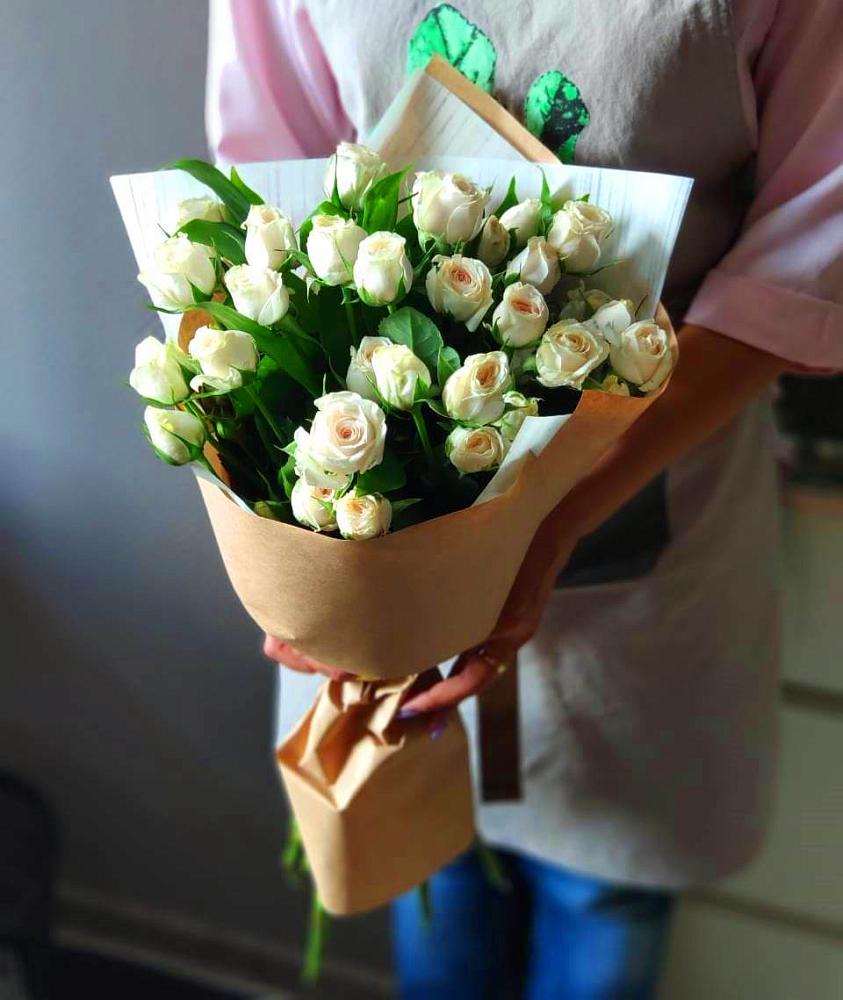Букет цветов из: Розы в Светлом