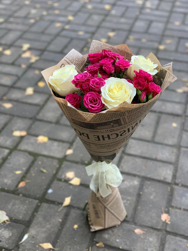 Букет цветов из: Розы в Светлом